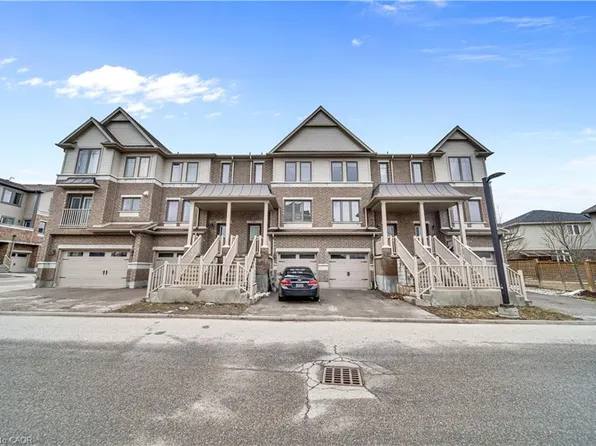 70 Willowrun Dr #G2, Kitchener, ON N2A 0J3