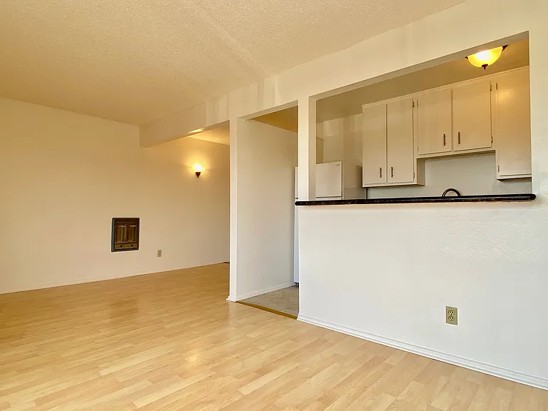 2100 Red Rose Way #26-Q — Photo 10