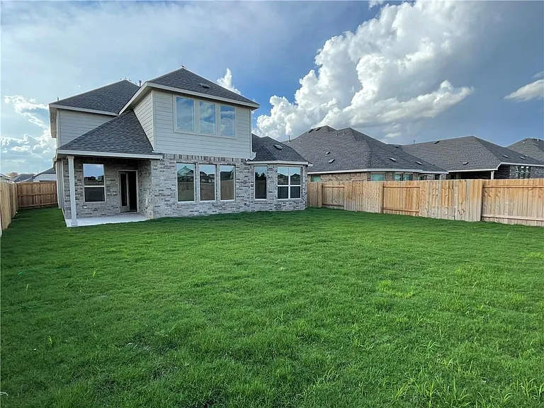 14109 Pennington Ln — Photo 22