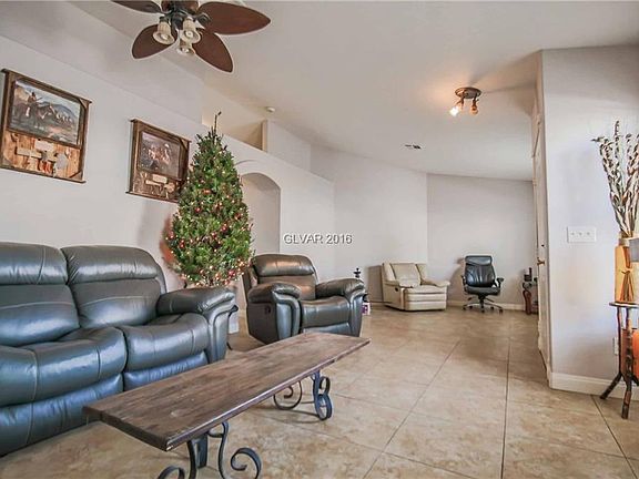 5th image of 2984 Emerald Creek Dr