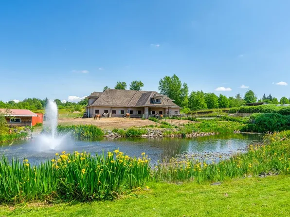 3044 240th St, Langley, BC V2Z 1N3