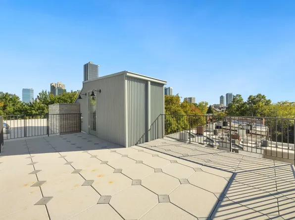 647 Jersey Avenue image 32 of 36