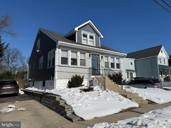 427 Austin Ave, Barrington, NJ 08007