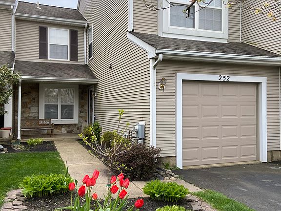4th image of 252 Sequoia Dr