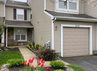 252 Sequoia Dr, Newtown, PA 18940