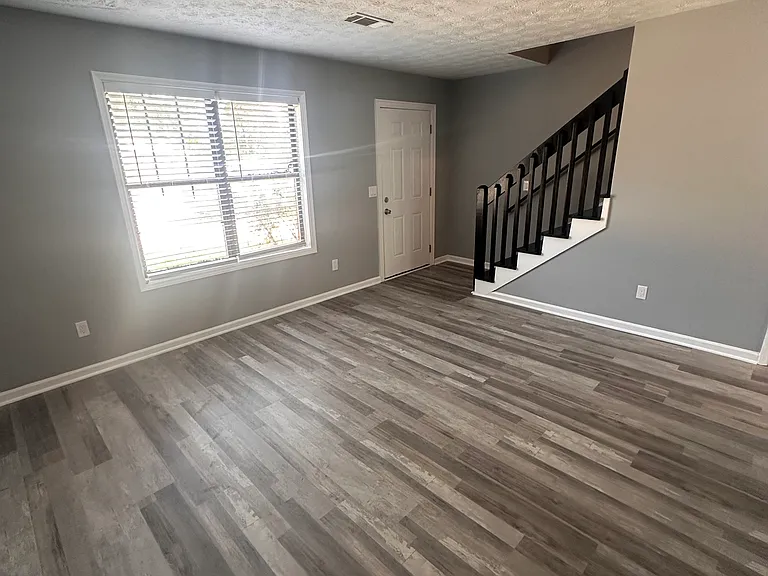 1665 Cannonball Ct — Photo 3