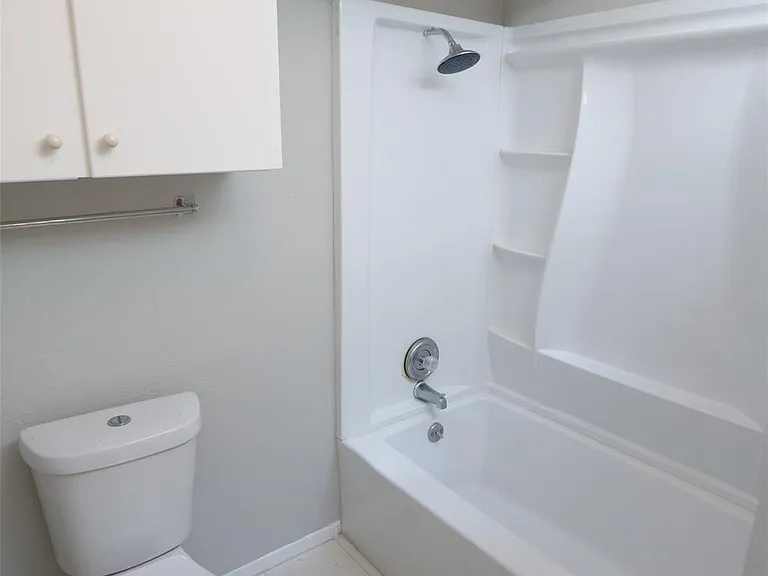 9526 Val Verde St — Photo 26