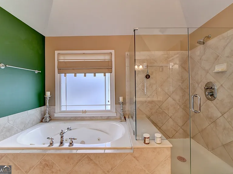 2213 Hamilton Mill Pkwy — Photo 48