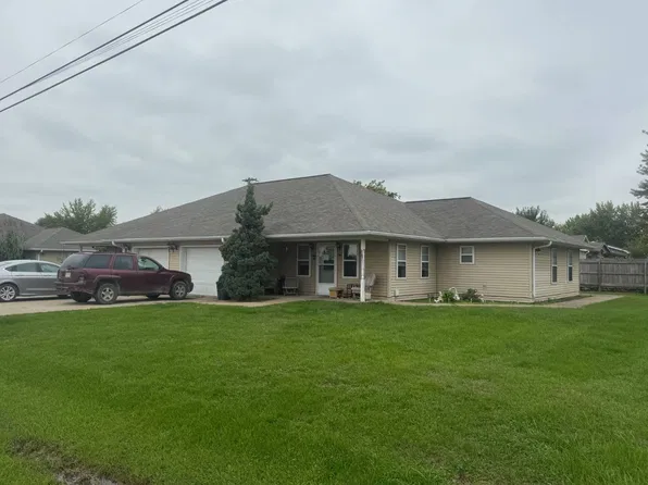 1233 W Main St, Kahoka, MO 63445