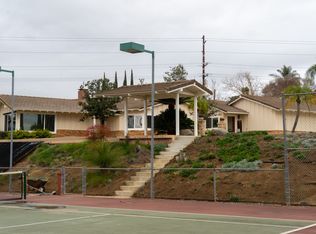 1220 Via Encinos Dr, Fallbrook, CA 92028