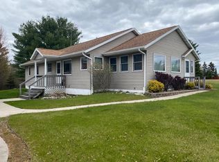 W8490 Germantown Rd, Crivitz, WI 54114