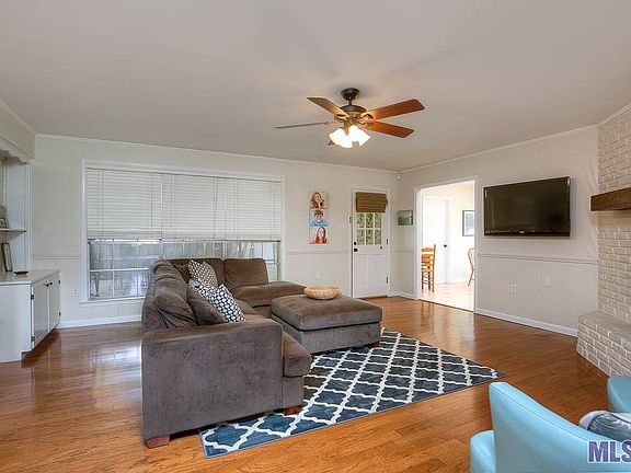 5th image of 7802 Amesbury Cir