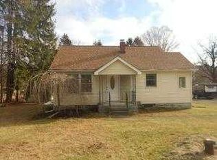 68 N Fostertown Dr, Newburgh, NY 12550