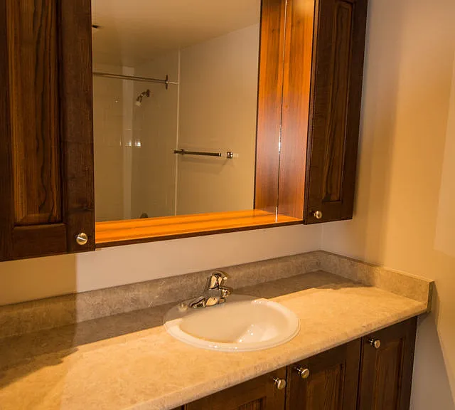 641 Bathgate Dr — Photo 14