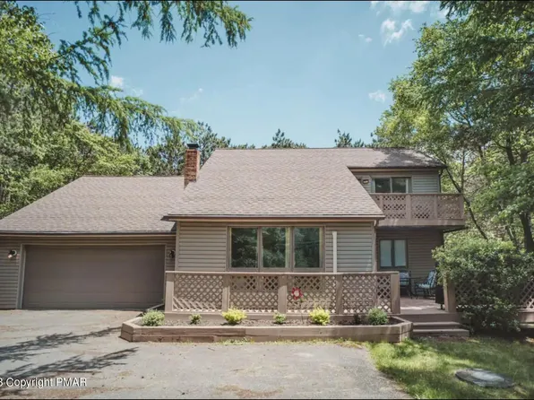 265 Ash Dr, Long Pond, PA 18334