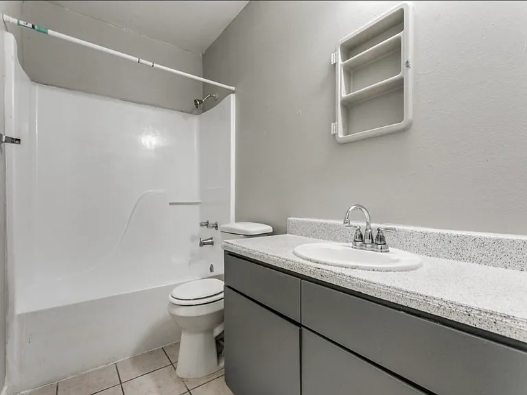 7575 Windsor Oaks #7575 — Photo 12