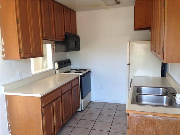 2nd image of 4000 Dijon Dr