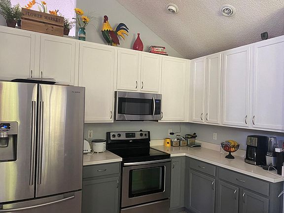 5th image of 3769 Seminole Dr