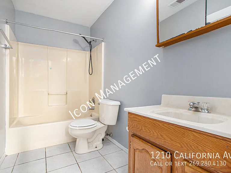1210 California Ave — Photo 14