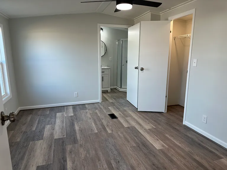 72 Rolandale Ln — Photo 22