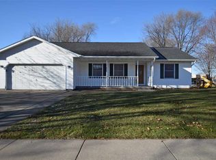 2005 Winfield Dr, Reedsburg, WI 53959