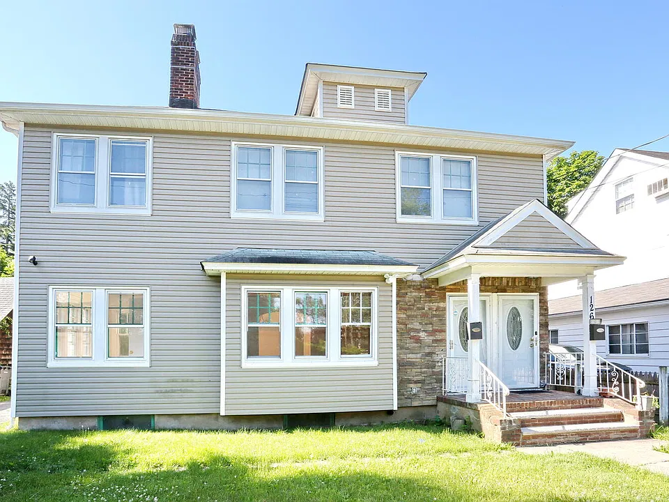 126 W Hudson Ave #1
