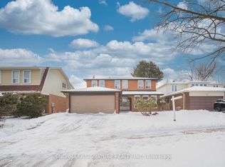 115 Simonston Blvd, Markham, ON L3T 4L9
