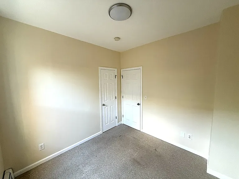 1333 E Main St #1 — Photo 5