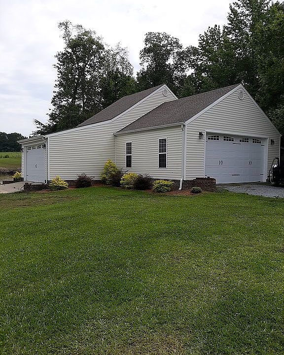 2nd image of 116 Applejack Ln