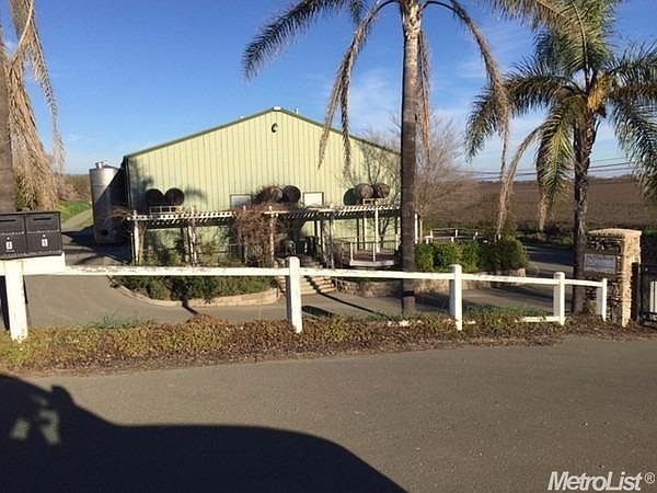 2nd image of 15511 Isleton Rd
