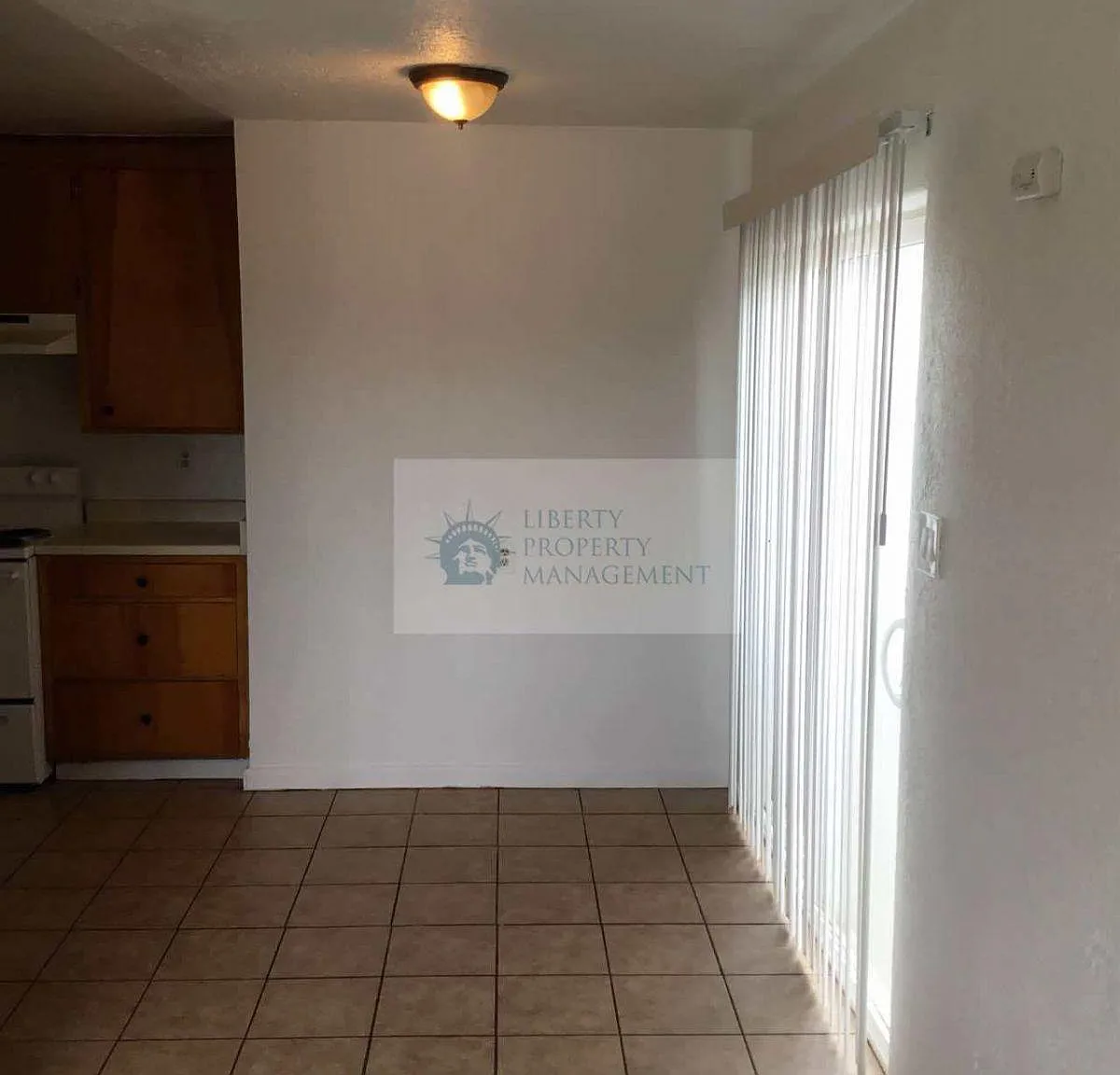 2 bed, 800 sqft, $1,750 — Photo 4