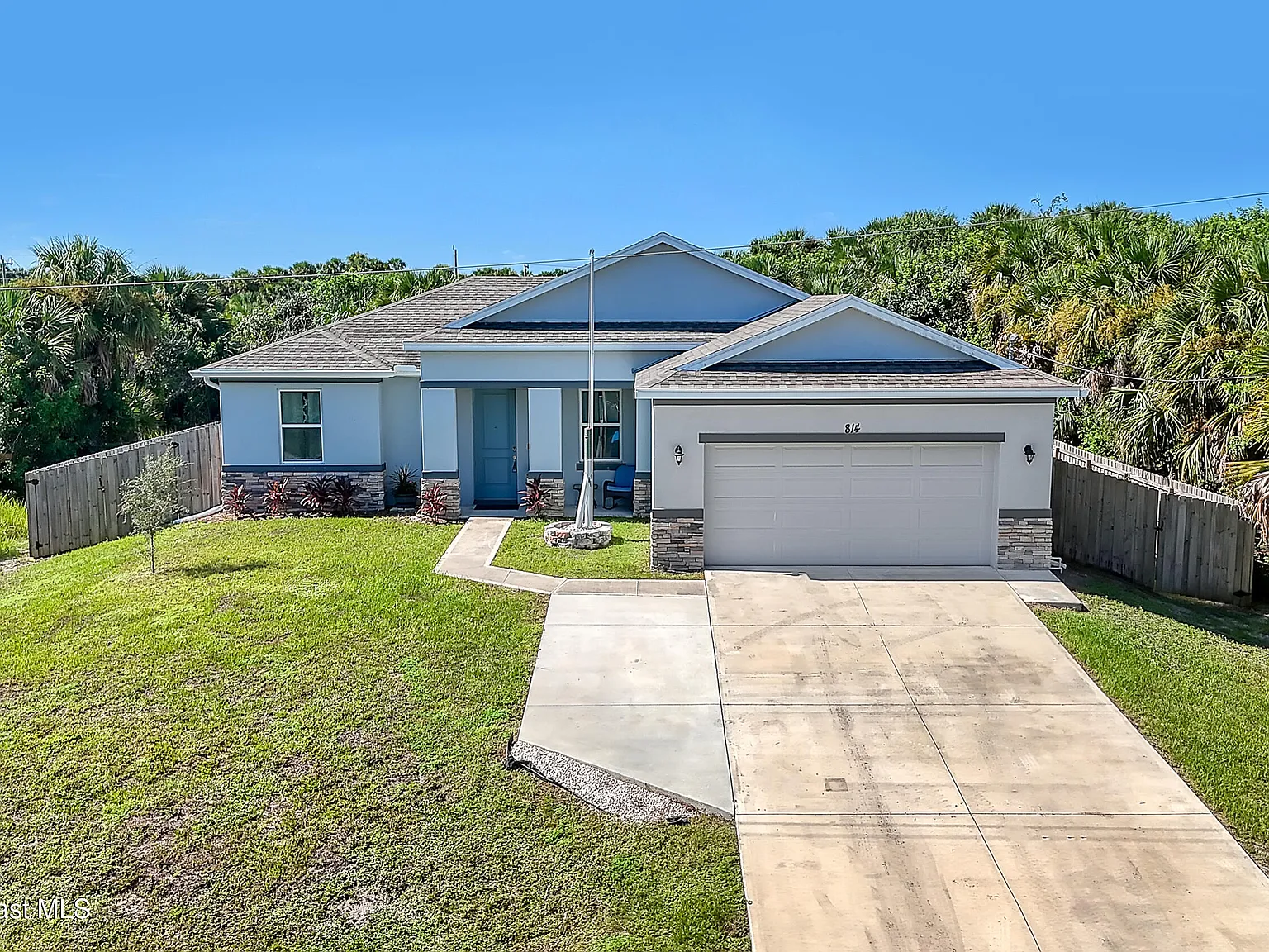 3 bed, 2.0 bath, 1541 sqft, $2,250 — Photo 1