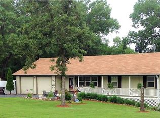585 State Road V, Linn Creek, MO 65052
