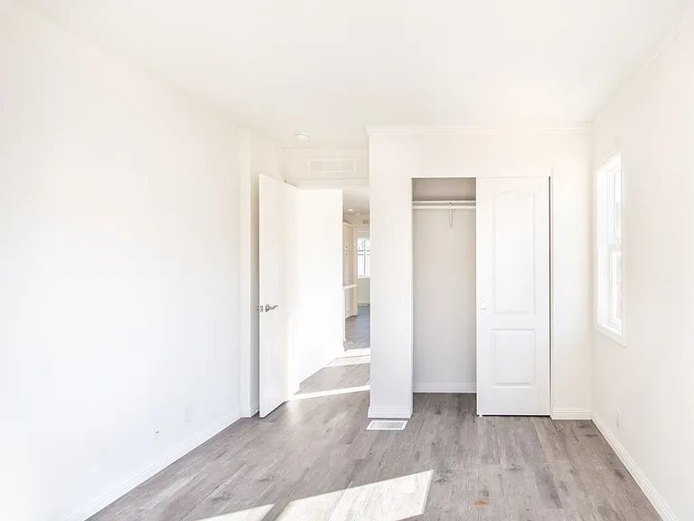 New Build 2 Bedroom / 2 Bath + Office Home in Mount Hope! — Photo 10
