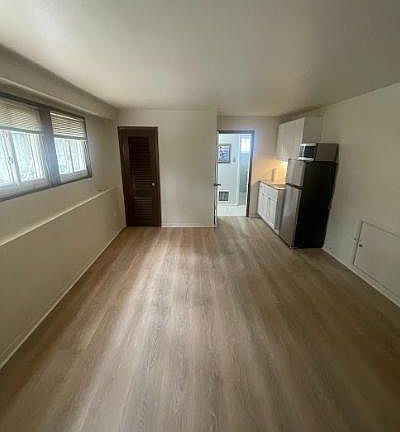 3rd image of 1 Norton Ave #1