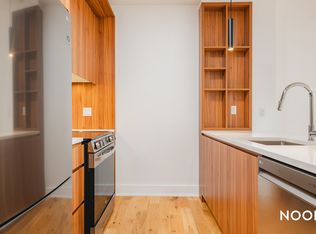 26-41 3rd St #709, Astoria, NY 11102