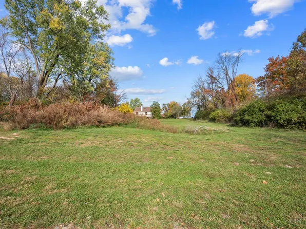 2537 Rittenhouse Rd, North Bend, OH 45052
