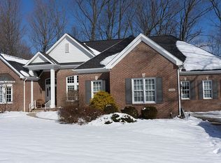 355 Bryn Du Dr, Granville, OH 43023