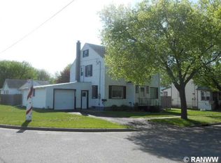 317 8th Ave W, Durand, WI 54736