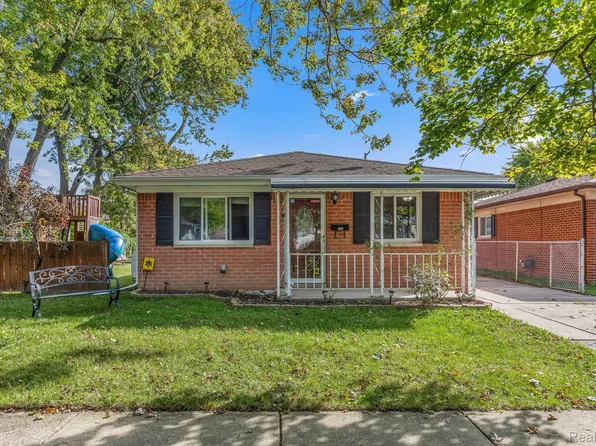4545 Dudley St, Dearborn Heights, MI 48125