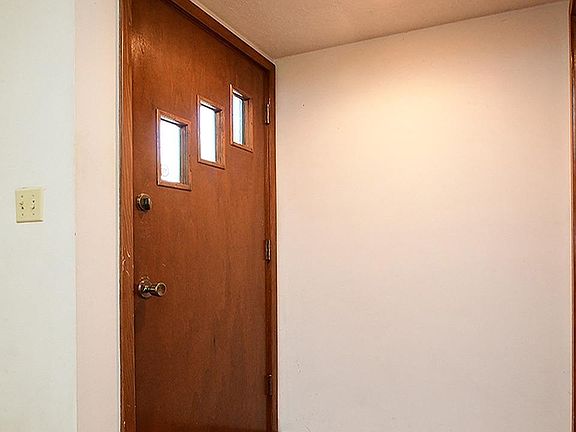 3rd image of 8459 S 45th Ave