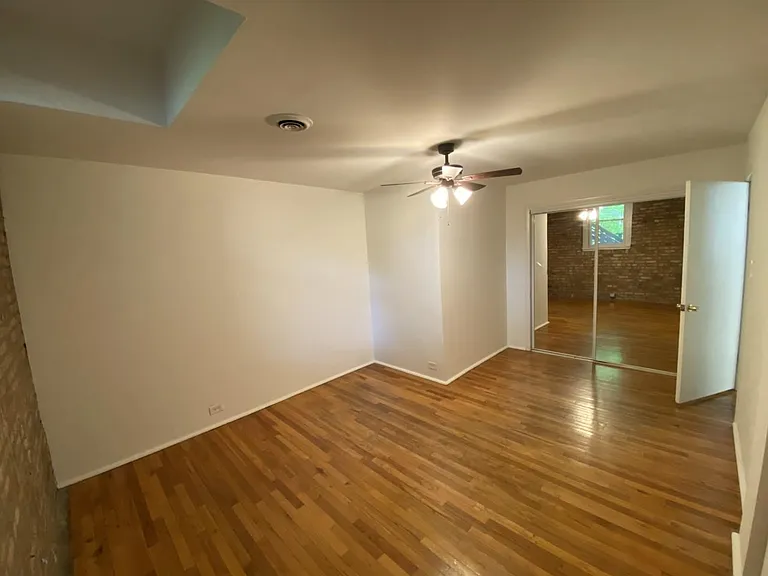 2211 N Bissell St — Photo 20