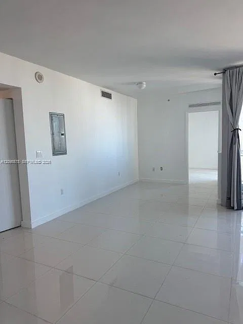Mint Condo — Photo 2