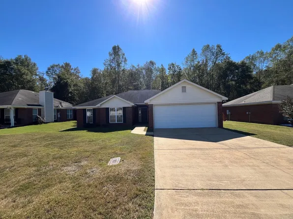 14 Brentwood Dr, Phenix City, AL 36869