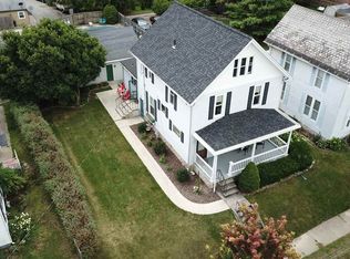 63 Madison St, Huntington, IN 46750