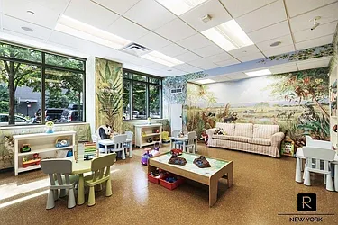 Rented by R New York