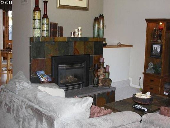 25266 E Bolton Rd, Veneta