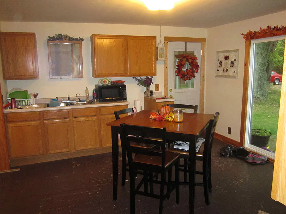 3 bed, 1200 sqft, $1,150 — Photo 3