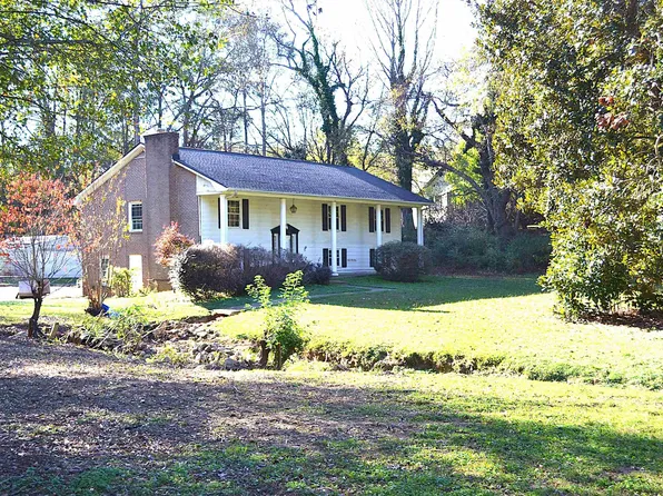 709 Hammett Rd, Greer, SC 29650