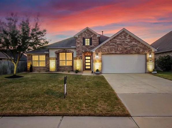 9905 White Oak Ln, Brookshire, TX 77423